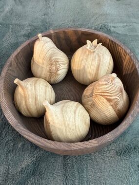EUC Hand-Carved Wooden Fruit Set - Natural Wood Tones